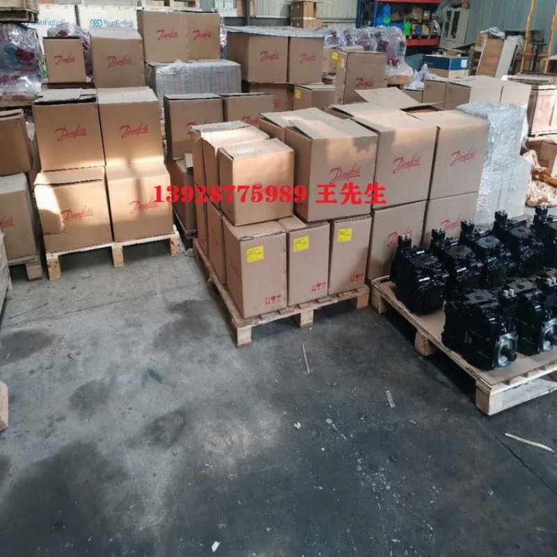 丹佛斯90R100KP 90R075KP 90R055KP 油泵 电控泵 全国发货 丹佛斯90R100KA 90R075KA 90R055KA 柱塞泵 90L100KP 现货供应 丹佛斯柱塞泵 ERR100B ERR130B ERR147B 开式泵 变量泵 液压泵