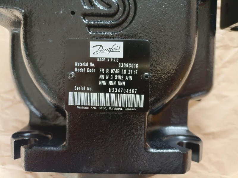 丹佛斯90L100KP 90L075KP 90L055KP 电控变量泵 油泵 工程机械用 90系列液压泵 丹佛斯90L100KP 农业机械 建筑机械 现货直供 变量柱塞泵 丹佛斯90R055KP 农业机械 建筑机械 经久耐用