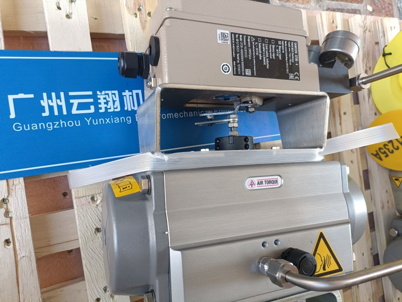 SAMSON 接近开关 4746 接近开关 SAMSON 蒸汽热泵控制器 4763-00 控制器M505/50气动执行器 SAMSON 定位器 4763-0110.04单动作：输入信号4-20mA