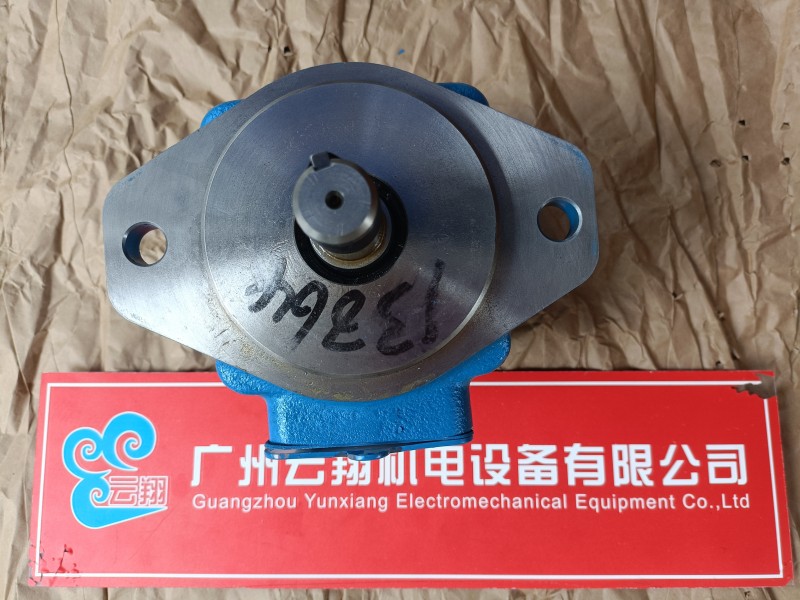 伊顿2K-160摆线液压马达2K-160(604-1264)摆线液压马达 扫雪车液压马达6K-195/612-4121 伊顿液压马达6K-985 612-0017 ***一年