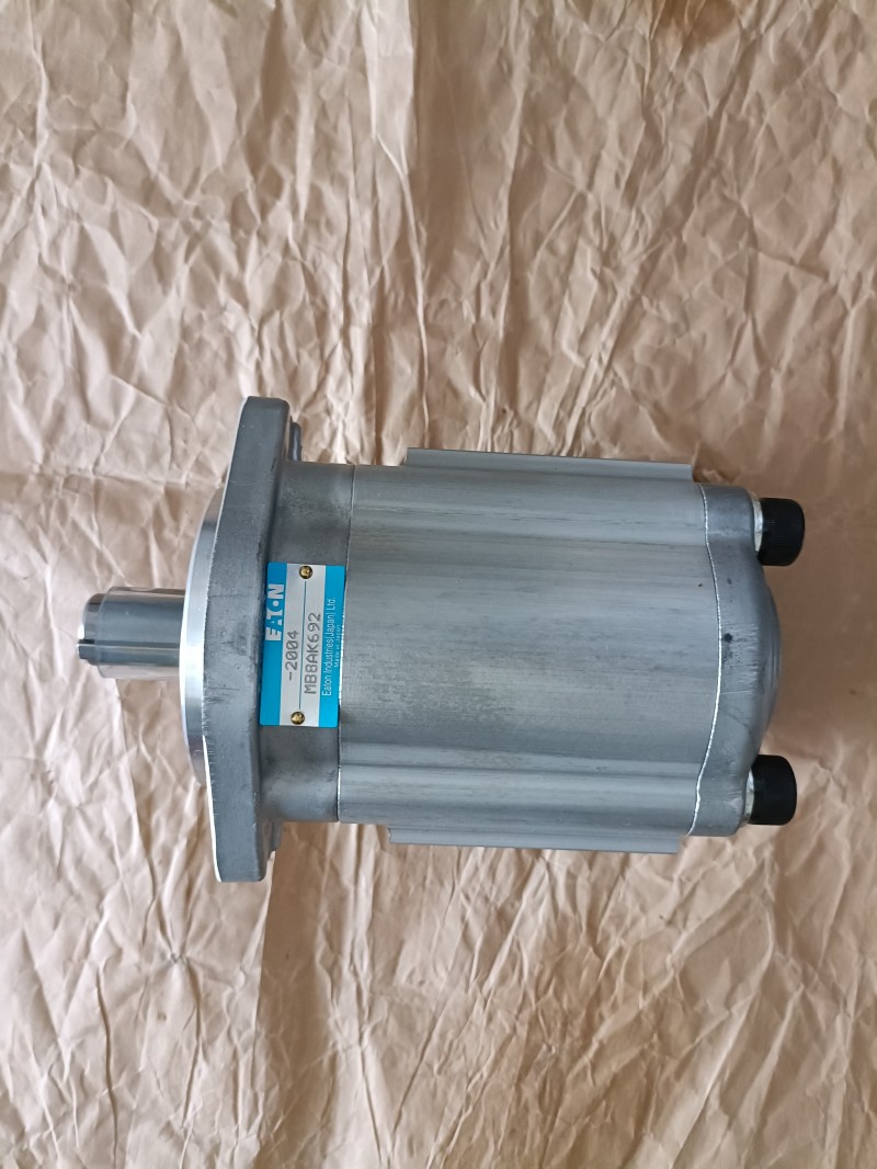 伊顿Vickers威格士PVM098ER10GS02BYA25000001A0A注塑机柱塞泵 伊顿Vickers威格士PVM098ER10GS02BYA25000001A0A注塑机柱塞泵 伊顿威格士柱塞泵 VICKERS恒压泵PVH74QI-CRM-IS-10-C25-31液压泵