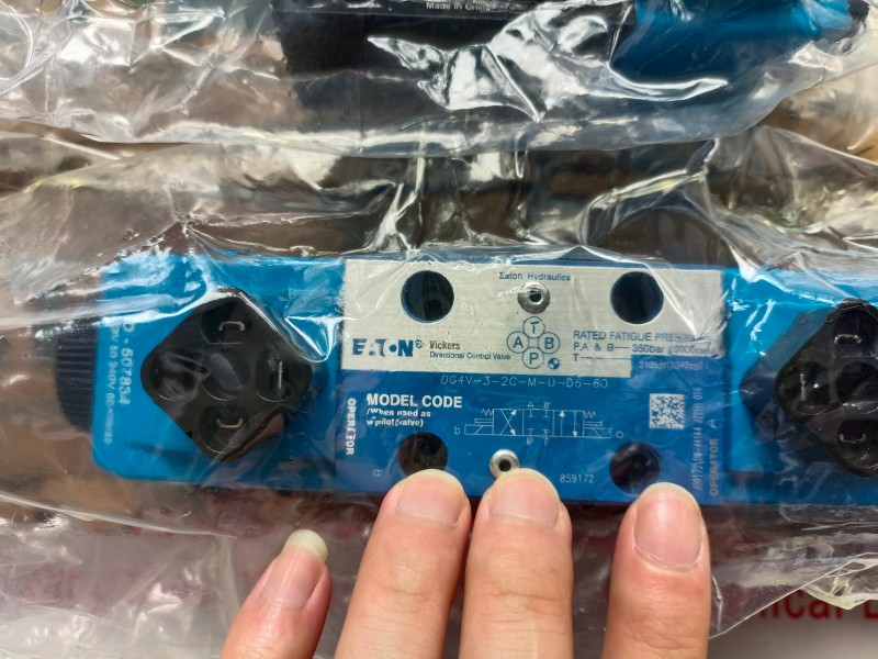 EATON液压马达ME1300AC ME1300AP ME1900-C ME1900-Pon stocK 丹佛斯摆线马达JS-80 JS-100 JS-130 JS-160 JS-195 JS-245现货 低速大扭矩液压马达ME1900-C ME1900-P ME2600-C ME2600-P