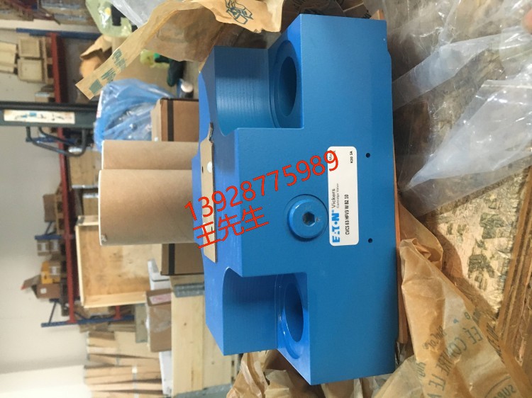 伊顿 DG5V-7-2A-2-M-U-H7-30 电磁换向阀 DG5V-7-2A-2-T-M-U-B6-30  伊顿 DG5V-7-2A-2-M-U-H7-30 电磁换向阀 DG5V-7-2A-2-T-M-U-B6-30  PVM098ER09GS02BYA28000001A0A卧式轴向式直轴斜盘式柱塞泵