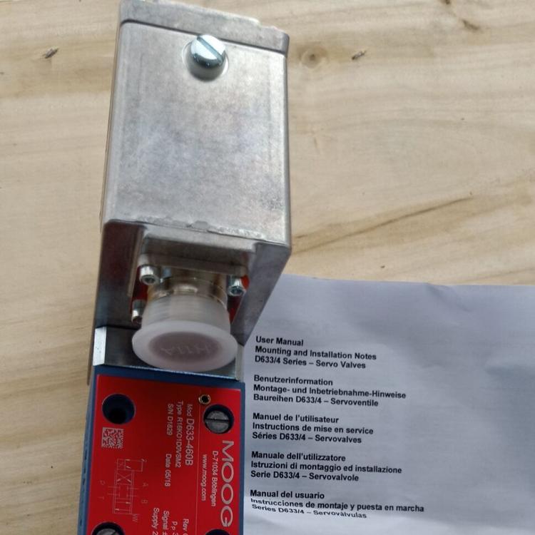 MOOG伺服阀穆格D661-4121E