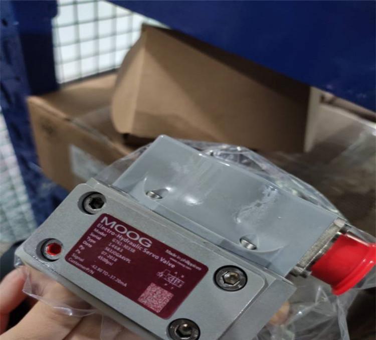  MOOG穆格伺服阀 D661-4697C G15JOAA5VSX2HA
