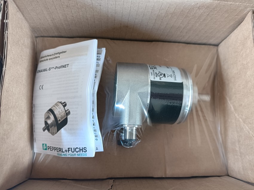 P+F倍加福 接近开关 NBB8-18GM50-E2-V1 传感器 现货